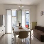Dainese Apartments, Casa Abigail