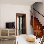Dainese Apartments, Casa Abigail Apartment *